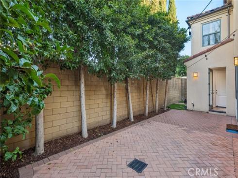 57  Strawberry Grove  , Irvine, CA