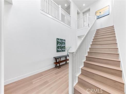 118  Sunnybank  , Irvine, CA