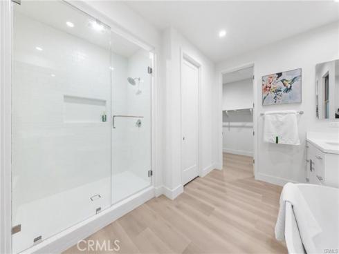 118  Sunnybank  , Irvine, CA