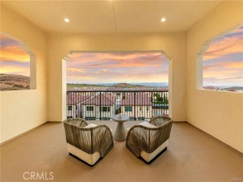 118  Sunnybank  , Irvine, CA