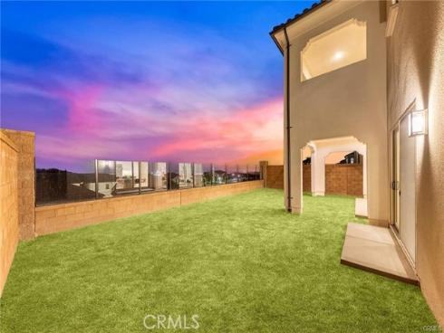 118  Sunnybank  , Irvine, CA