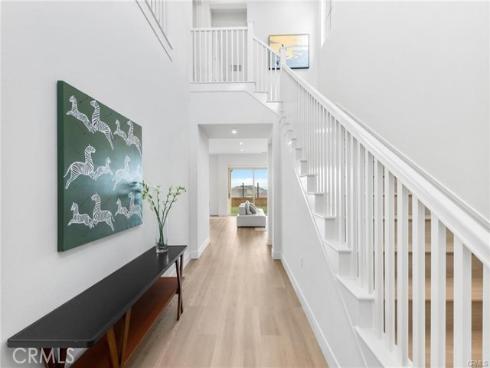 118  Sunnybank  , Irvine, CA