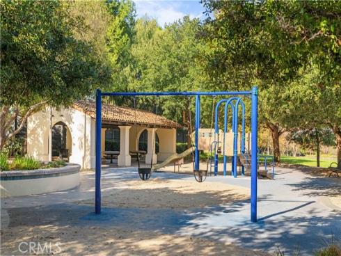 39  Tall Oak  , Irvine, CA