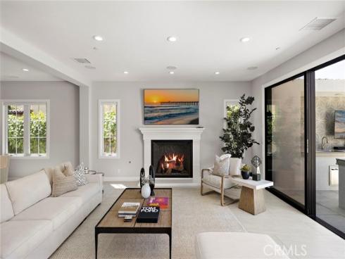 93  Interstellar  , Irvine, CA