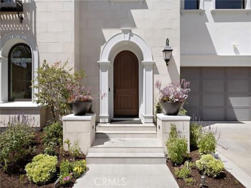 93  Interstellar  , Irvine, CA