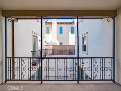 60  Sherwood  , Irvine, CA