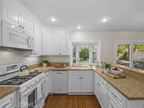 13  Carson  , Irvine, CA