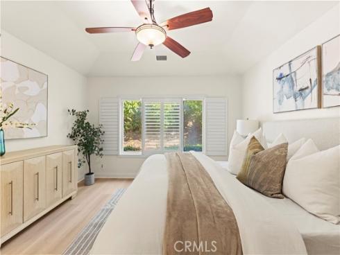 13  Grant  , Irvine, CA