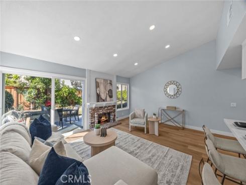 11  De Forest  , Irvine, CA