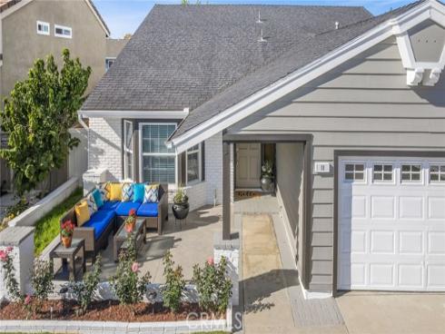 11  De Forest  , Irvine, CA