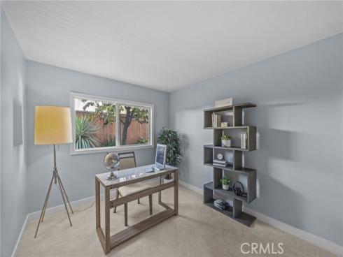 11  De Forest  , Irvine, CA