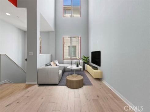 543 Rockefeller , Irvine, CA