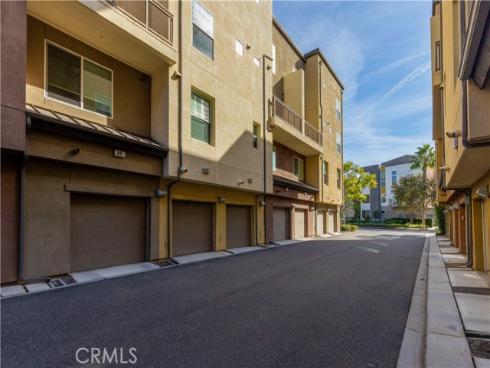 543 Rockefeller , Irvine, CA