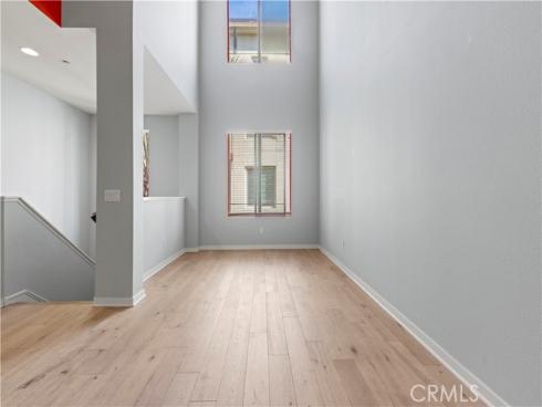 543 Rockefeller , Irvine, CA