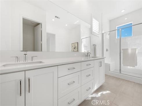 408 Treble , Irvine, CA