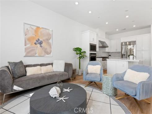 408 Treble , Irvine, CA