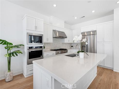 408 Treble , Irvine, CA