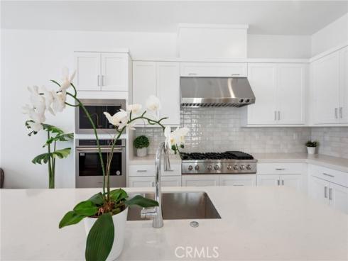 408 Treble , Irvine, CA