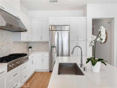 408 Treble , Irvine, CA