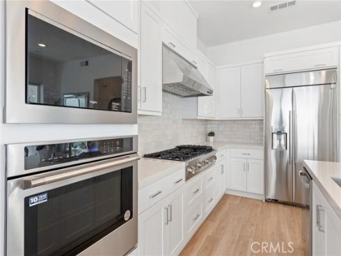 408 Treble , Irvine, CA