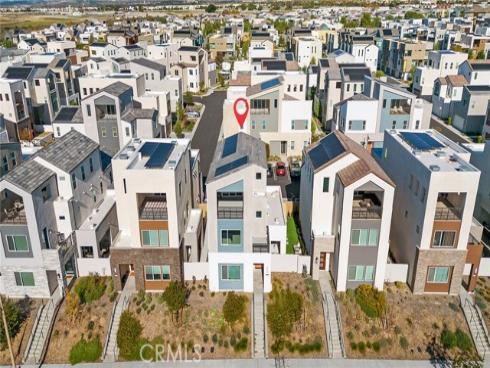 408 Treble , Irvine, CA