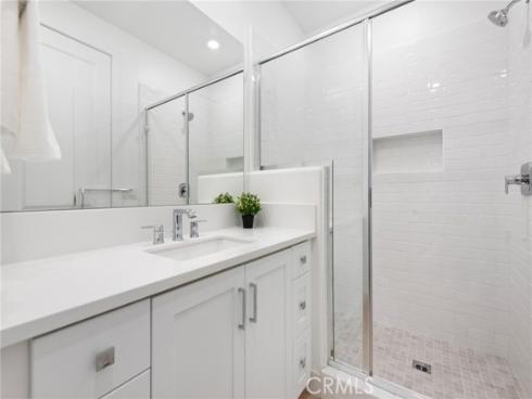 408 Treble , Irvine, CA