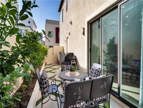 138 Yugen , Irvine, CA