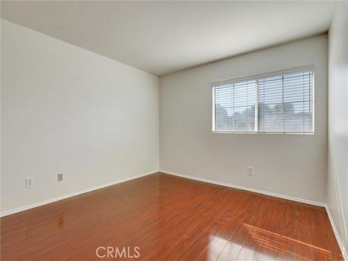 27  Ohio  , Irvine, CA