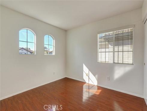 27  Ohio  , Irvine, CA