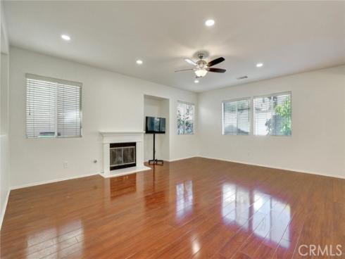 27  Ohio  , Irvine, CA