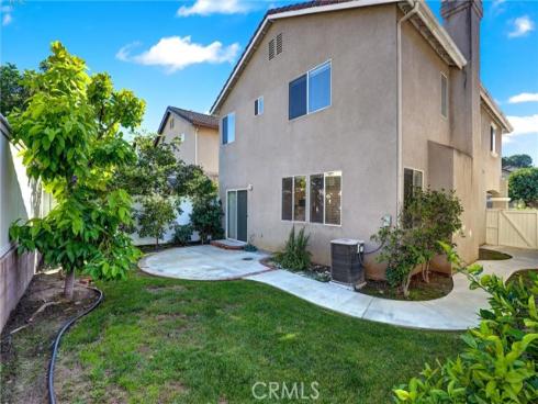 27  Ohio  , Irvine, CA