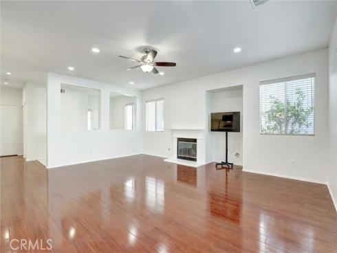 27  Ohio  , Irvine, CA