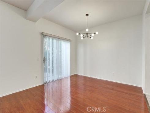 27  Ohio  , Irvine, CA