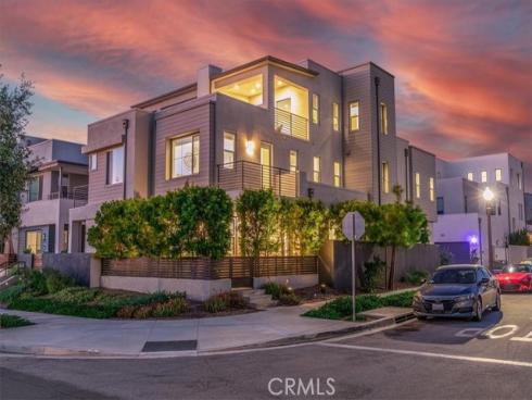 209 Paramount , Irvine, CA