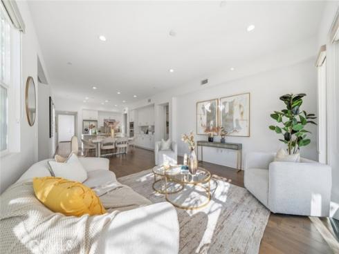 148 Follyhatch , Irvine, CA