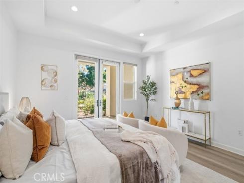 148 Follyhatch , Irvine, CA