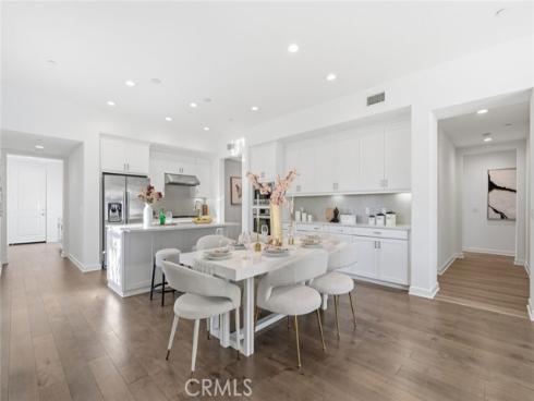 148 Follyhatch , Irvine, CA