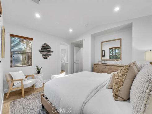 50 Hedge Bloom , Irvine, CA