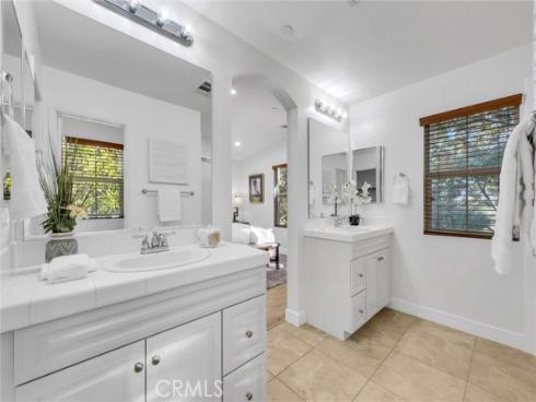 50 Hedge Bloom , Irvine, CA