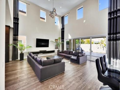 53 Chasma , Irvine, CA