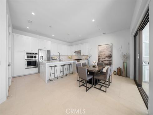 137 Trumpet Flower , Irvine, CA