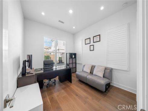 137 Trumpet Flower , Irvine, CA