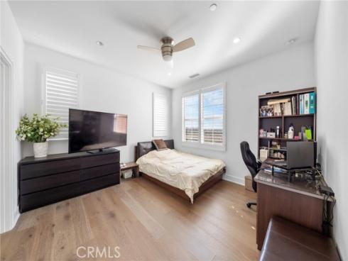 137 Trumpet Flower , Irvine, CA