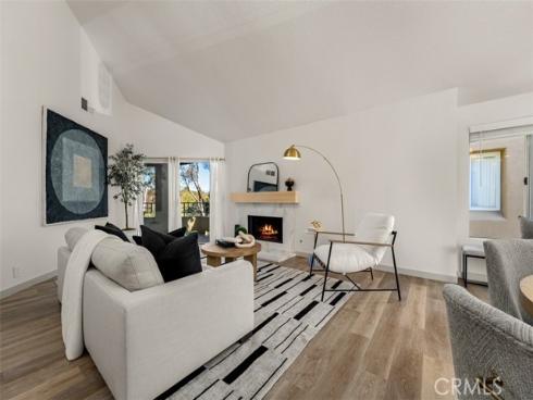 93 Lehigh Aisle , Irvine, CA