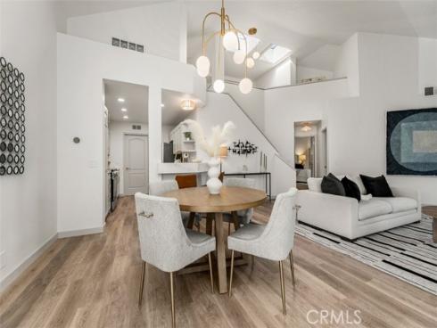 93 Lehigh Aisle , Irvine, CA