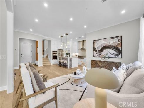 61 Acorn Glen , Irvine, CA