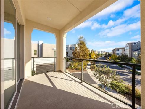 115 Frame , Irvine, CA