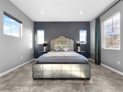 115 Frame , Irvine, CA