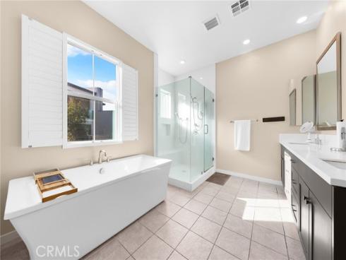 115 Frame , Irvine, CA