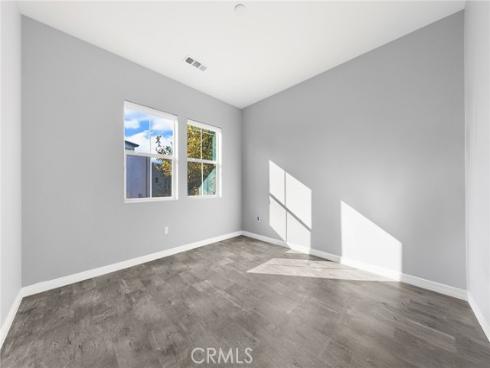 115 Frame , Irvine, CA